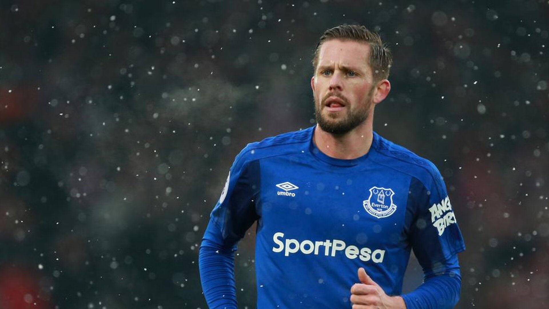 7000万抢验货神腰！曼联3大目标全卡壳，1人成冬窗唯一希望，曼联队套