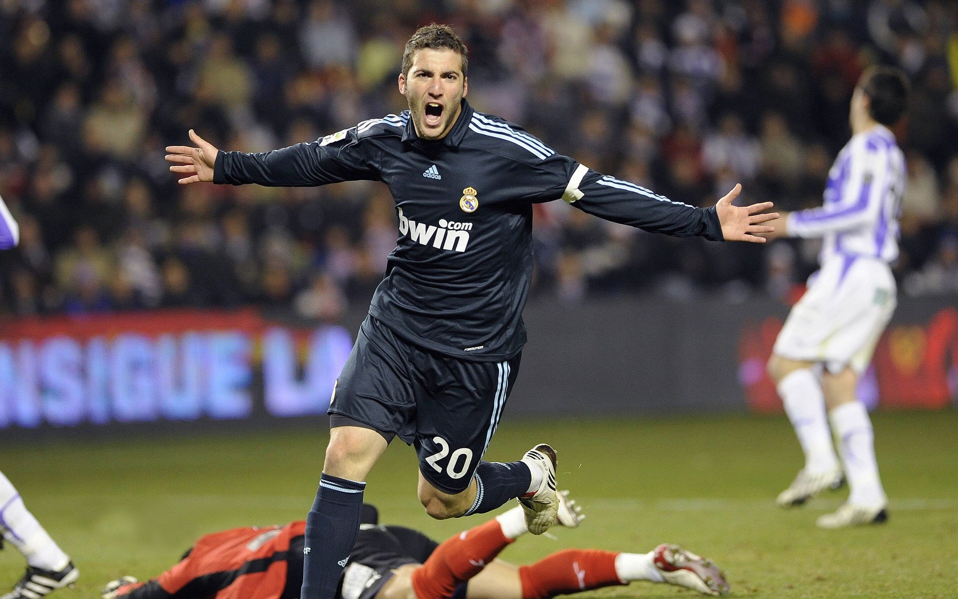 未来的冠军之路，谁能逆转未来？，未来冠军学校 适合什么水平