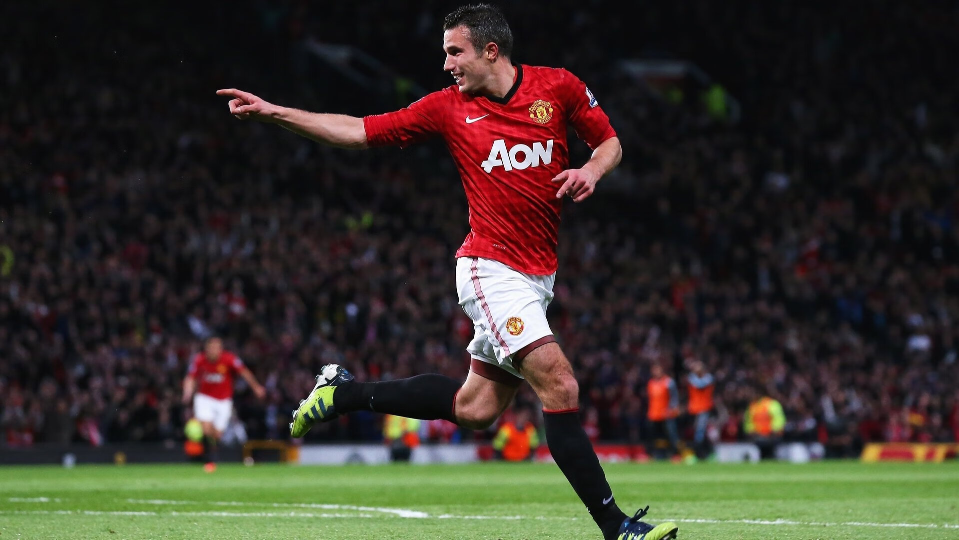 达里尔·基：凭借快速的判断和高效的防守，他在全黑队的后防中扮演关键角色